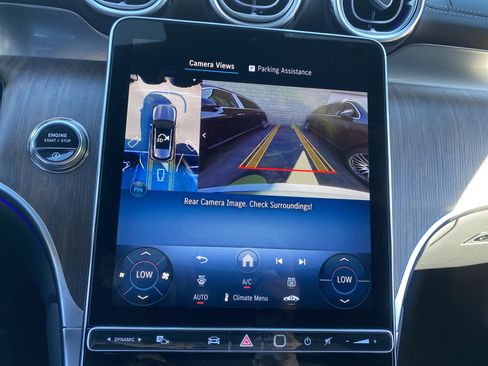 Used 2026 Mercedes-Benz GLC 300 4MATIC image 19