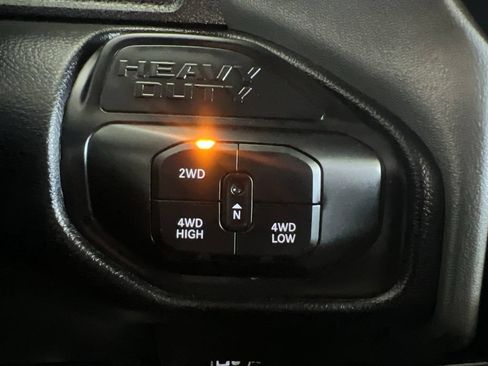Used 2025 RAM 2500 Big Horn AWD/4WD image 57