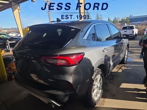 Certified 2023 Ford Escape Active image 4