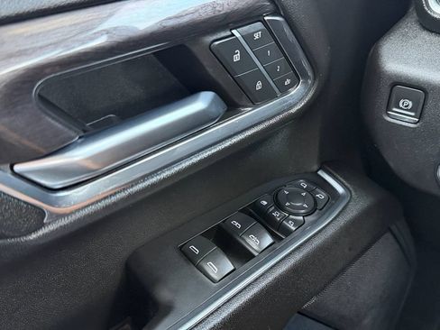 Used 2024 Chevrolet Silverado 2500 LTZ AWD/4WD image 22