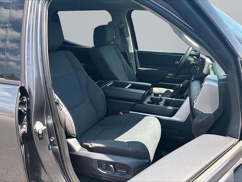 Used 2023 Toyota Tundra SR5 AWD/4WD image 7
