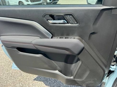 Used 2026 Chevrolet Colorado Z71 w/ Midnight Edition AWD/4WD image 21