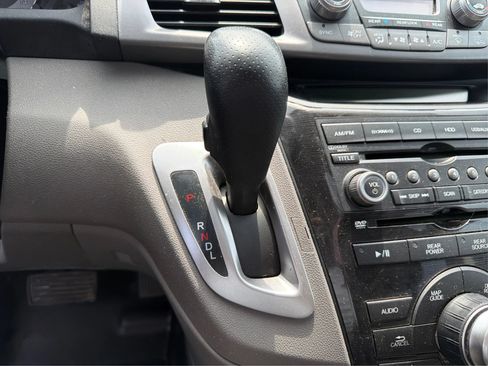 Used 2013 Honda Odyssey Touring Elite image 35