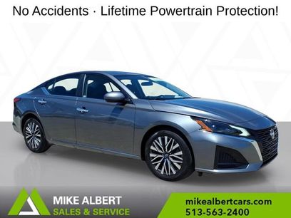 Used 2023 Nissan Altima 2.5 SV