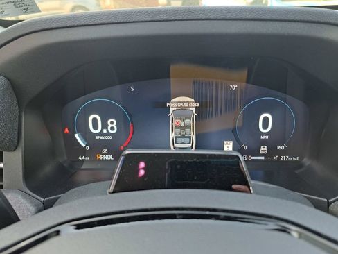 New 2026 Ford Explorer Platinum image 8