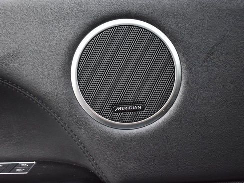 Used 2016 Land Rover Range Rover Long Wheelbase Supercharged image 40