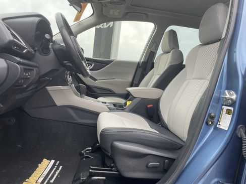 Used 2022 Subaru Forester Premium image 12