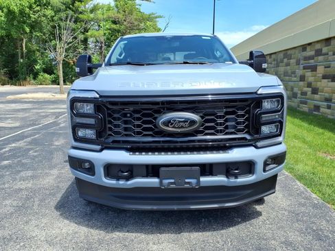New 2026 Ford F250 Lariat w/ Black Appearance Package AWD/4WD image 3