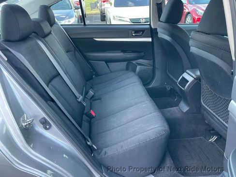 Used 2011 Subaru Legacy 2.5i Premium image 12