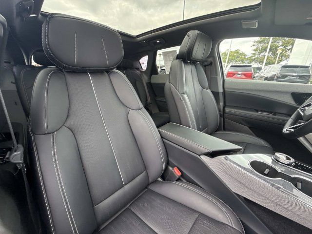 Certified 2025 Cadillac Optiq Luxury 2 w/ LPO, Floor Liner Package AWD/4WD image 22