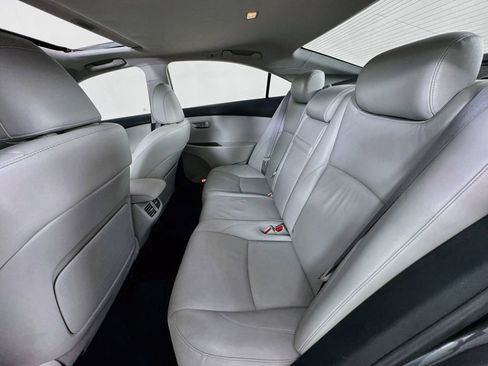 Used 2010 Lexus ES 350 w/ Preferred Accessory Package FWD image 32