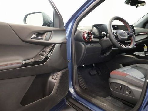 New 2026 Chevrolet Equinox RS image 8