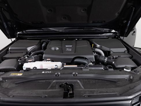 Used 2026 Lexus GX 550 w/ Accessory Package (2T) image 49