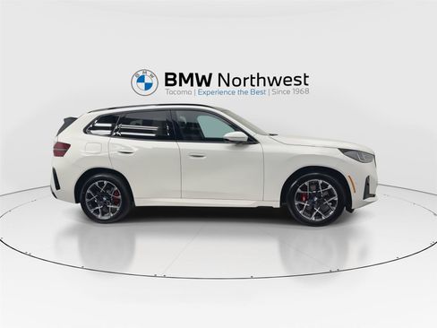 New 2026 BMW X3 xDrive30i w/ M Sport Package AWD/4WD image 5