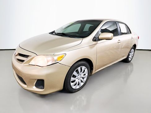 Used 2012 Toyota Corolla LE image 10