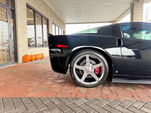 Used 2007 Chevrolet Corvette Coupe w/ Preferred Equipment Group image 15