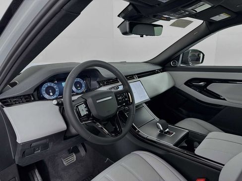 New 2026 Land Rover Range Rover Evoque S image 9