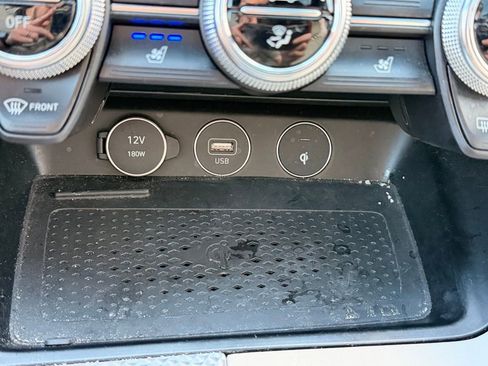 Used 2023 Genesis G70 2.0T w/ Sport Prestige Package AWD/4WD image 29