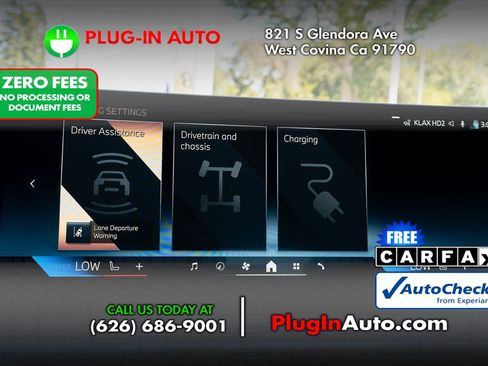 Used 2025 BMW i4 eDrive40 w/ M Sport Package RWD image 32
