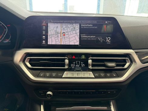 Used 2022 BMW 330i xDrive Sedan w/ M Sport Package AWD/4WD image 42