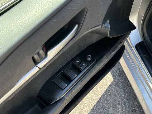 Used 2025 Toyota Camry LE image 14