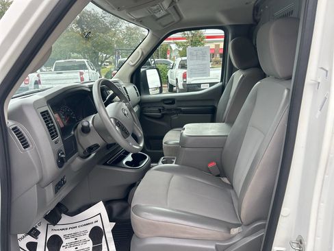 Used 2020 Nissan NV 2500 SV w/ Navigation Package image 10