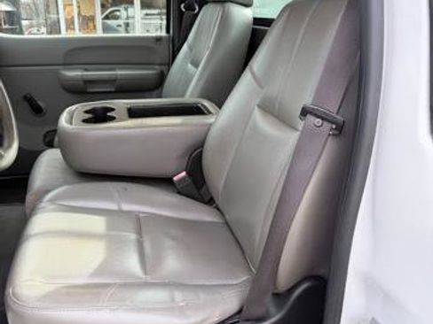 Used 2007 Chevrolet Silverado 3500 W/T RWD image 18
