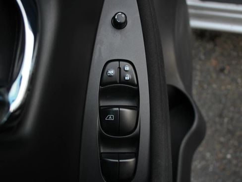 Used 2014 Nissan Leaf S w/ Charge Package image 33