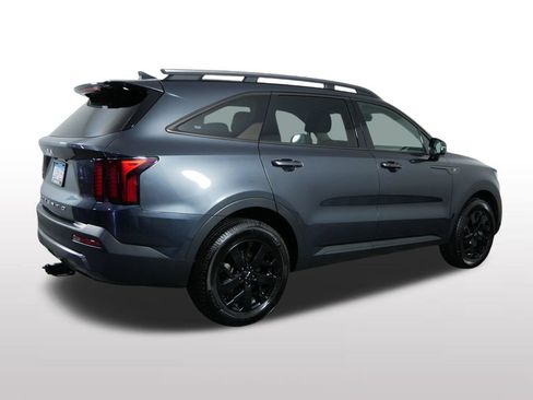 Certified 2022 Kia Sorento S AWD/4WD image 10