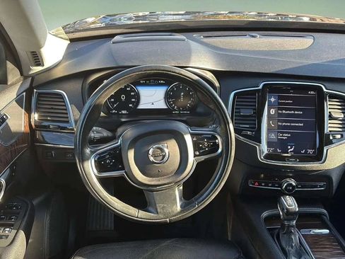 Used 2016 Volvo XC90 T6 Momentum w/ Momentum Plus Package image 34