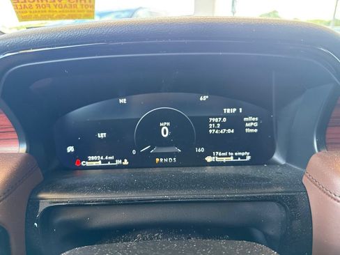 Certified 2023 Lincoln Nautilus Reserve AWD/4WD image 18