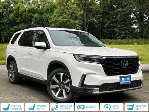 Used 2023 Honda Pilot Touring image 1