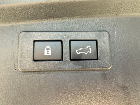 Certified 2025 Subaru Outback Premium w/ Popular Package #1A AWD/4WD image 24