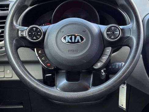 Used 2016 Kia Soul w/ Convenience Package FWD image 19