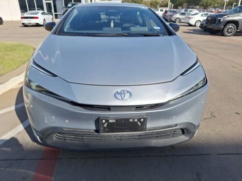Used 2023 Toyota Prius LE image 9
