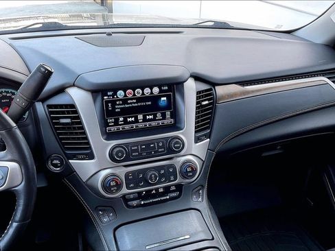 Used 2019 GMC Yukon XL Denali w/ Open Road Package AWD/4WD image 6