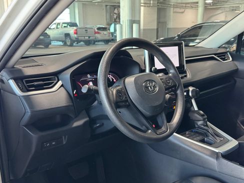 Used 2024 Toyota RAV4 LE AWD/4WD image 14