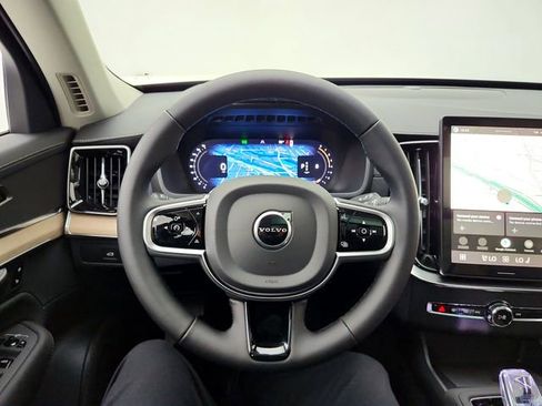 New 2026 Volvo XC90 B5 Core image 25