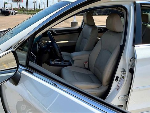 Used 2018 Subaru Legacy 2.5i Limited image 11