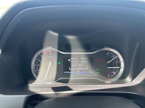 Used 2018 Honda Pilot Touring image 55