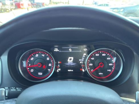 Used 2021 Dodge Charger SXT w/ Driver Convenience Group image 17