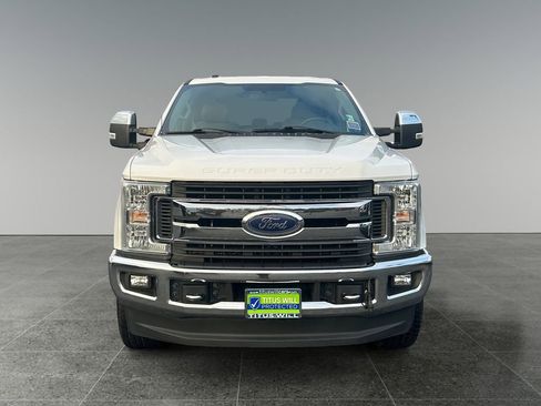 Used 2018 Ford F350 XLT w/ XLT Premium Package image 2