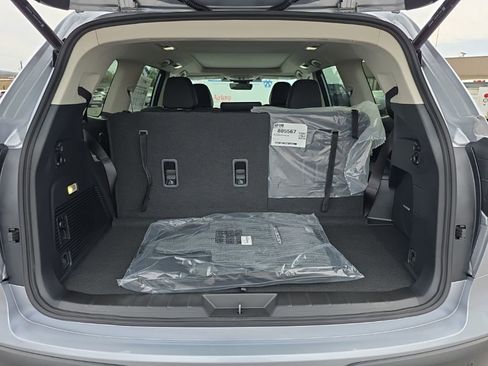 New 2026 Subaru Ascent Limited image 15