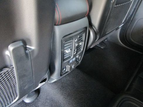Used 2025 Dodge Durango R/T AWD/4WD image 23