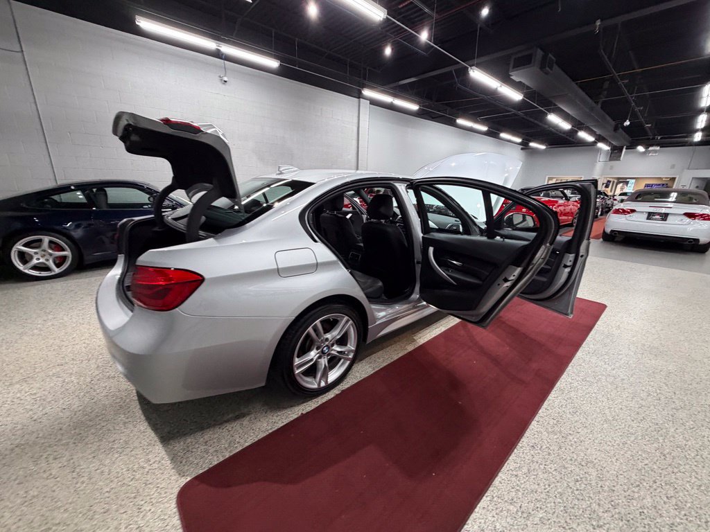 Used 2018 BMW 328d xDrive Sedan AWD/4WD image 46