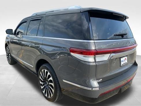 Used 2023 Lincoln Navigator Black Label AWD/4WD image 10