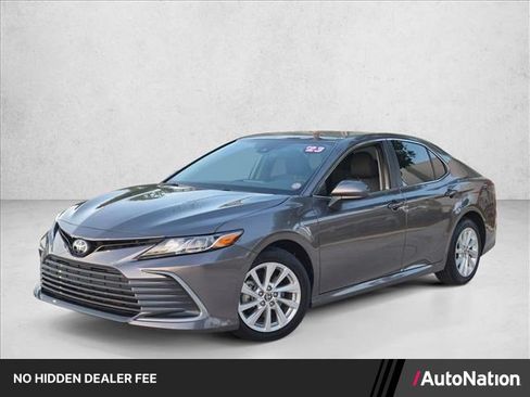 Certified 2023 Toyota Camry LE FWD image 1
