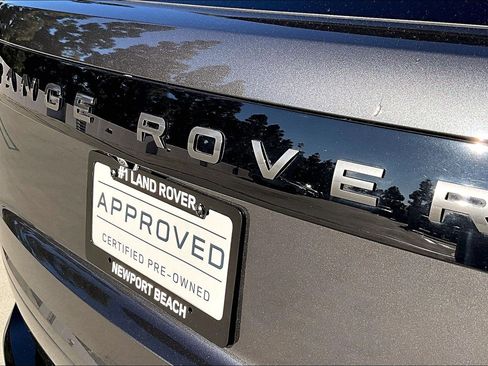 Used 2023 Land Rover Range Rover SE image 7