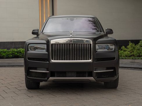 Certified 2023 Rolls-Royce Cullinan AWD/4WD image 12