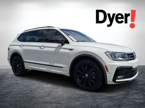 Used 2021 Volkswagen Tiguan SE R-Line image 1